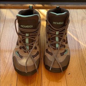 Hiking shoes! Waterproof
